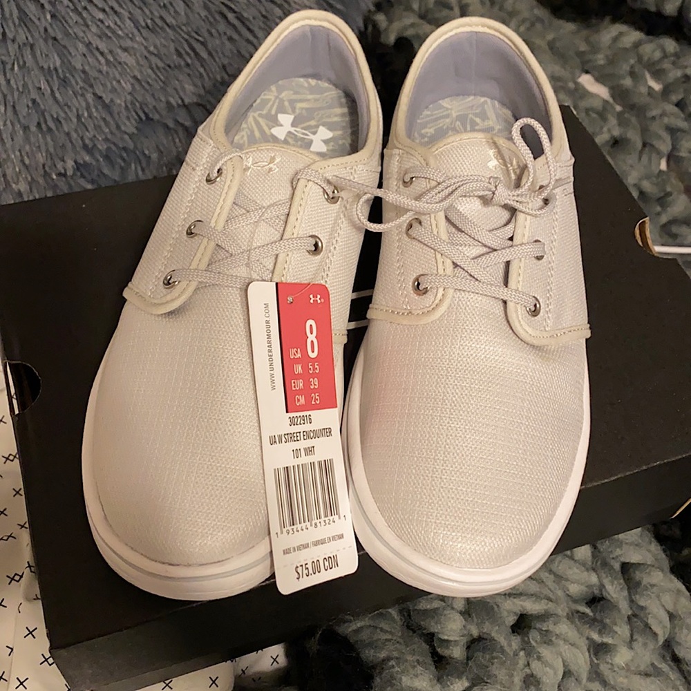 Under Armour Street Encounter Casual Shoes in WHT